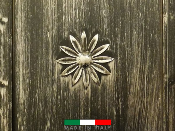 portapane-da-esterno-in-ferro-battuto