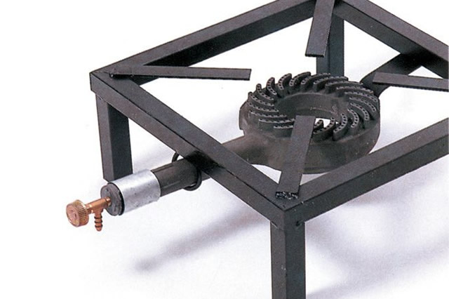 produzione-fornellone-a-gas