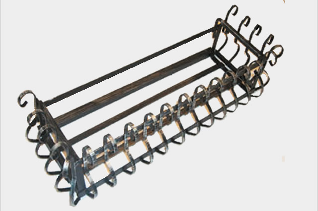 produzione-fioriera-portavaso-in-ferro-battuto